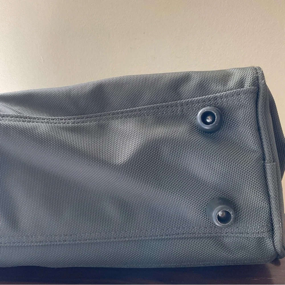 Atlantic Luggage Carry-on Travel Bag in Olive Green.